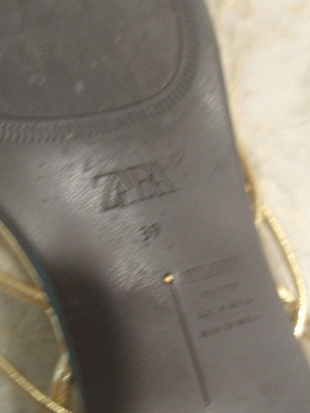 Zara  39 Metallic Gold Slim-Strap Ankle Wrap Sandals Sz 9 - Picture 8 of 8